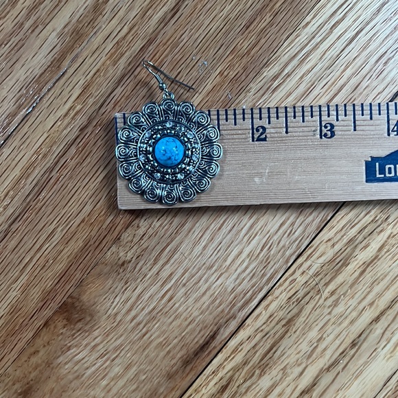 Women’s Silver and Turquoise Earrings! - Picture 6 of 7